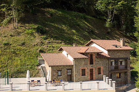 Casa Rural Manuel de Pepa Xuaca es una de las villas en Asturias más recomendadas